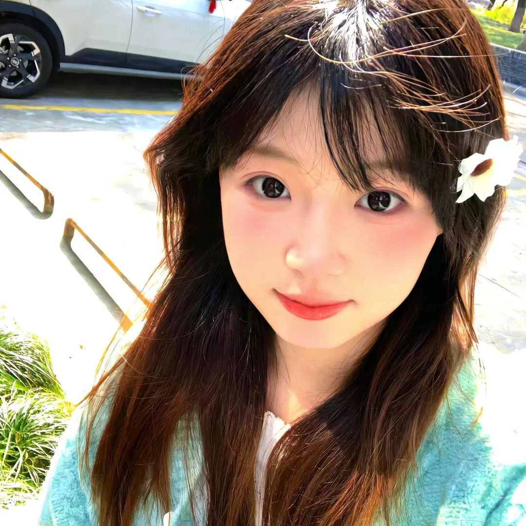 我才不要和人类恋爱呢