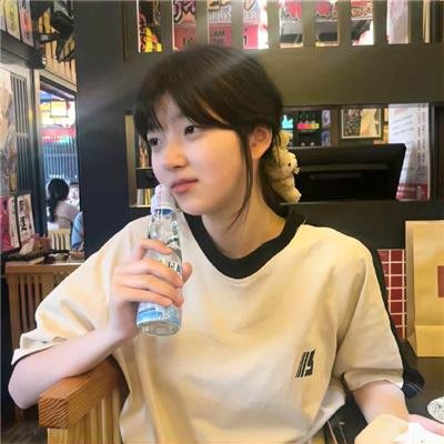 费家有女